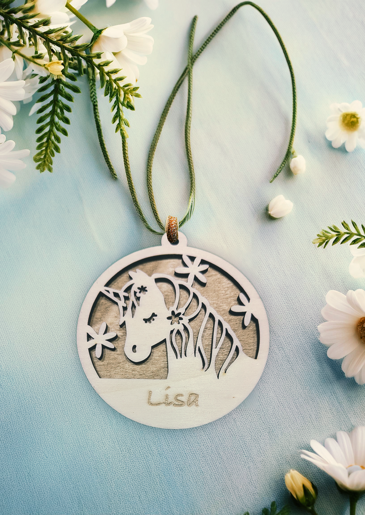 Anhänger "Zauber-Einhorn" mit Hintergrund, personalisierbar