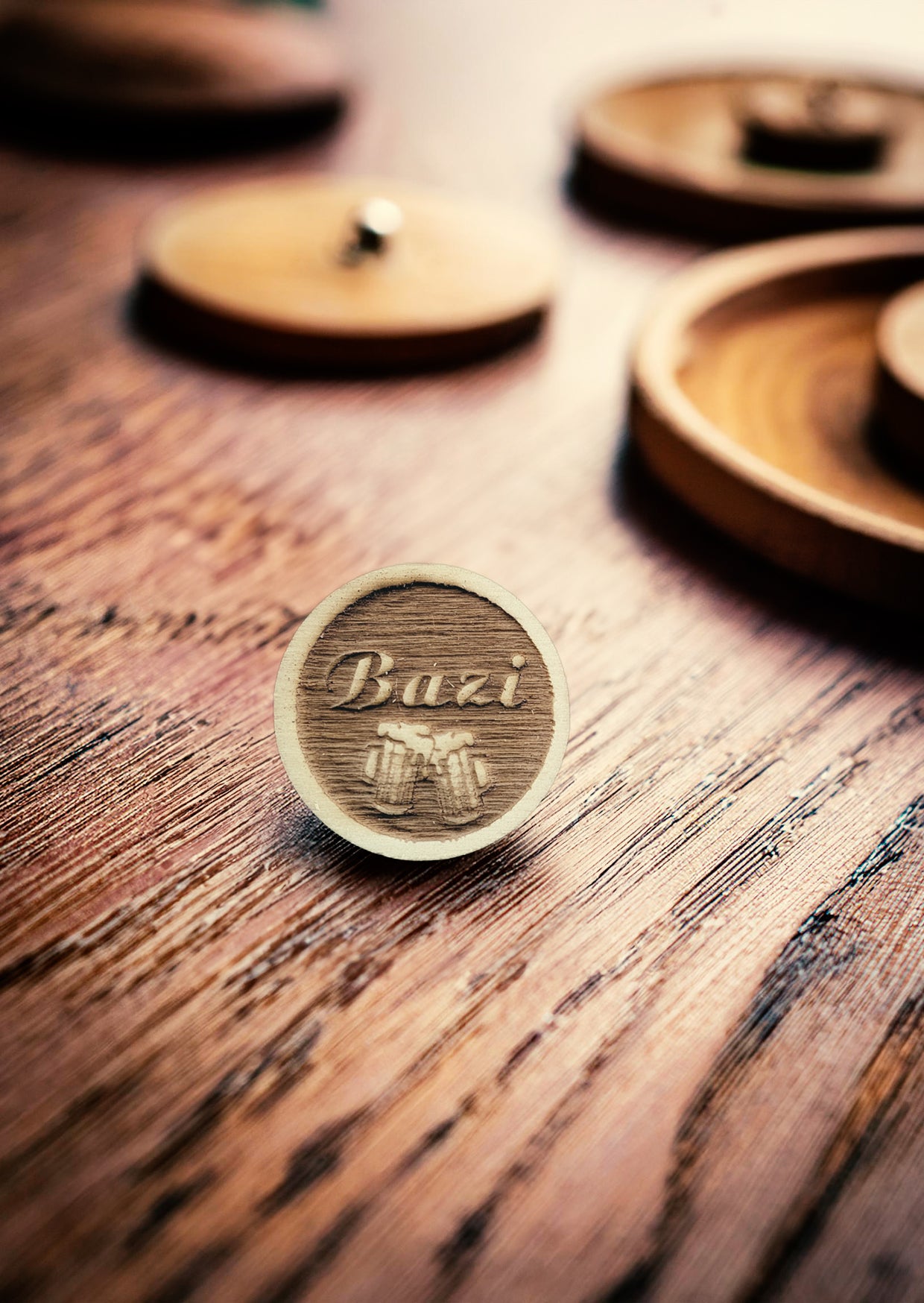 Anstecker, Dirndl, Weste, Hut, personalisiert